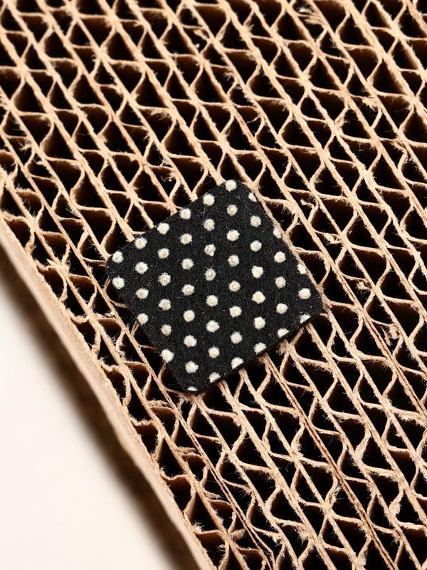 Когтеточка-лежанка картон «Зверьё Моё» ВОСЬМЕРКА 59×21×22 см