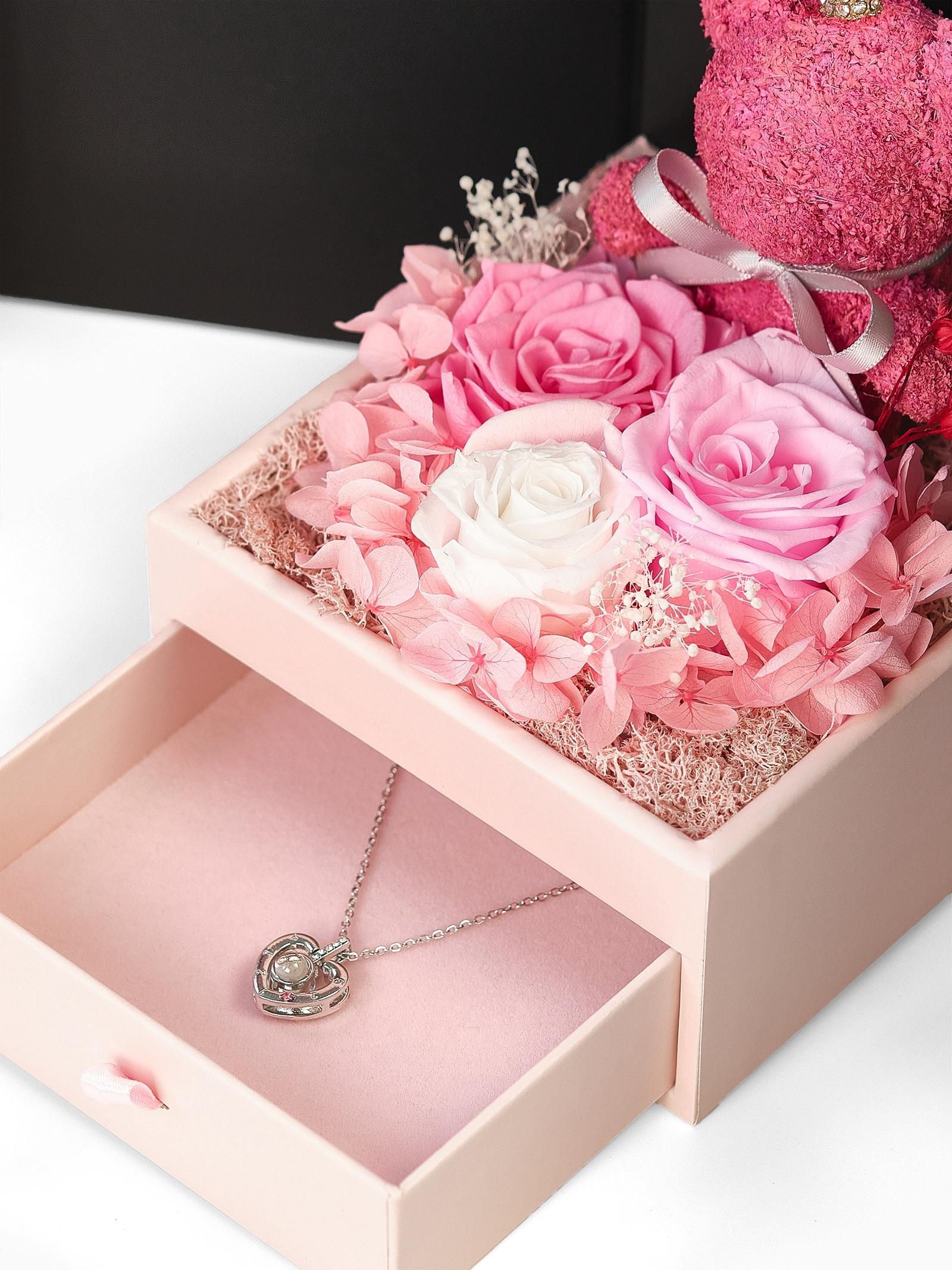 Набор с кулоном «Я тебя люблю», в коробке с мишкой, цвет серебро, нежно-розовая коробка