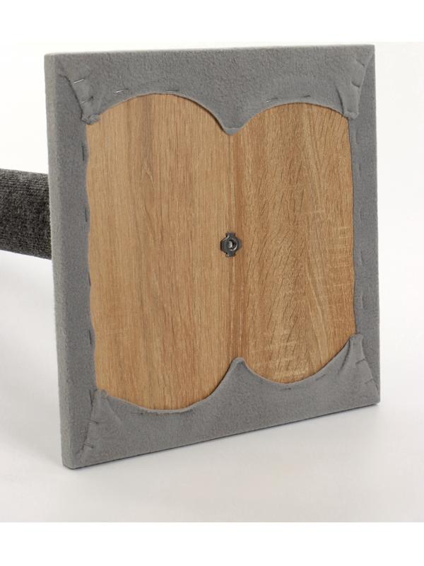 Когтеточка «Столбик» Lowcost ковролиновая с игрушкой, 35×35×85 см, микс цветов