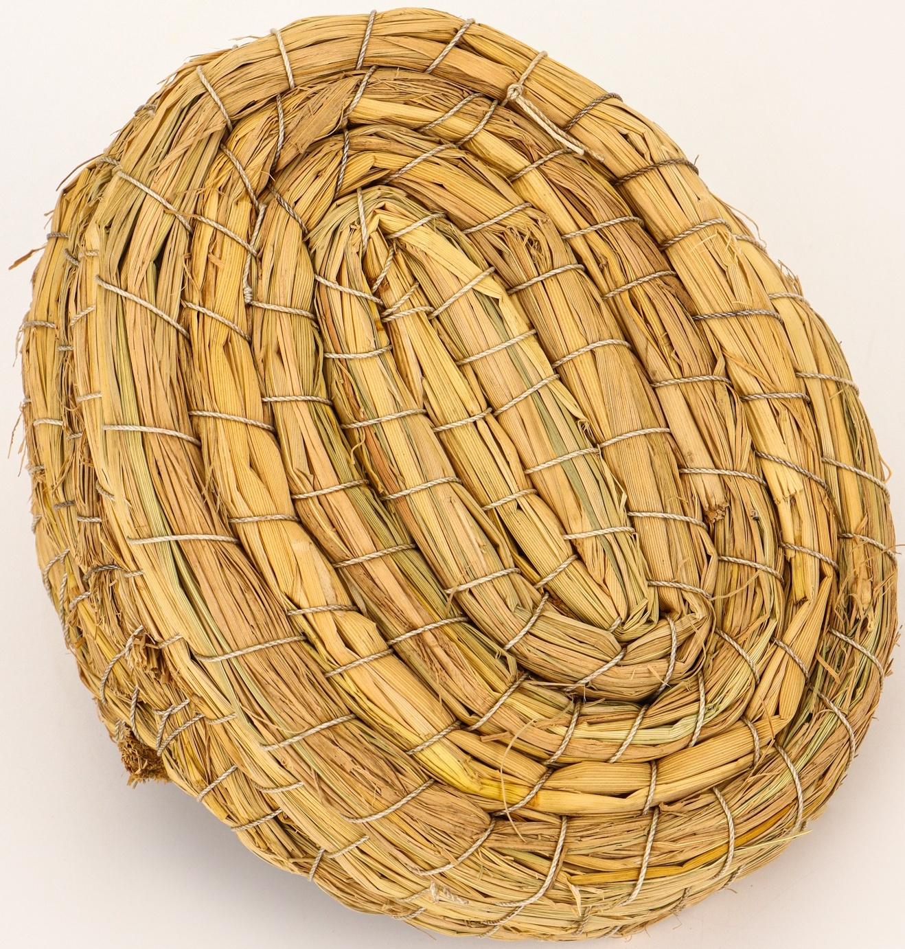 Гнездо для птиц плетёное из соломы, полузакрытое 15×10×10 см