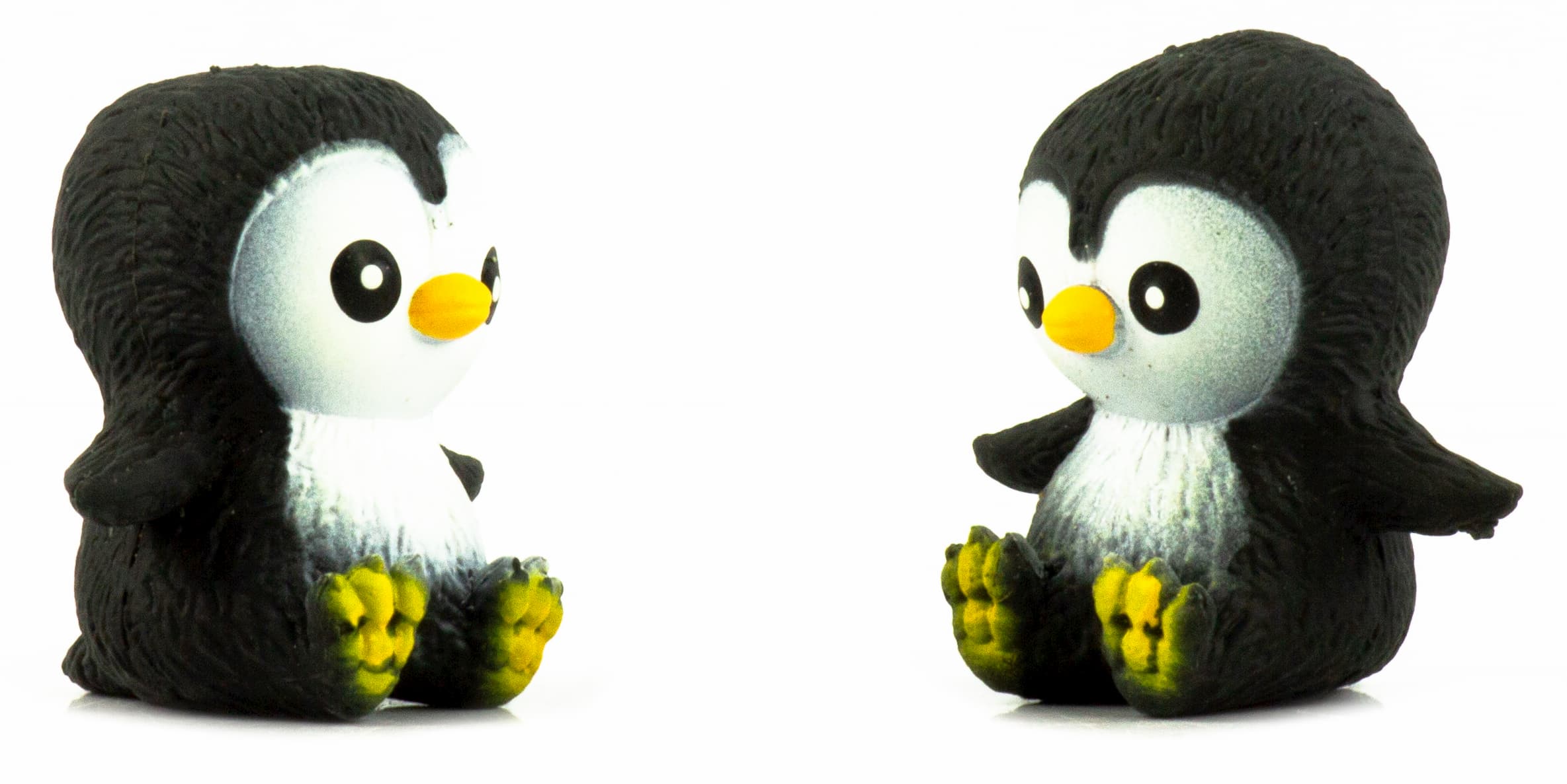 Резиновые фигурки-тянучки «Пингвины в костюмах акулы» A299-DB / 2 шт.