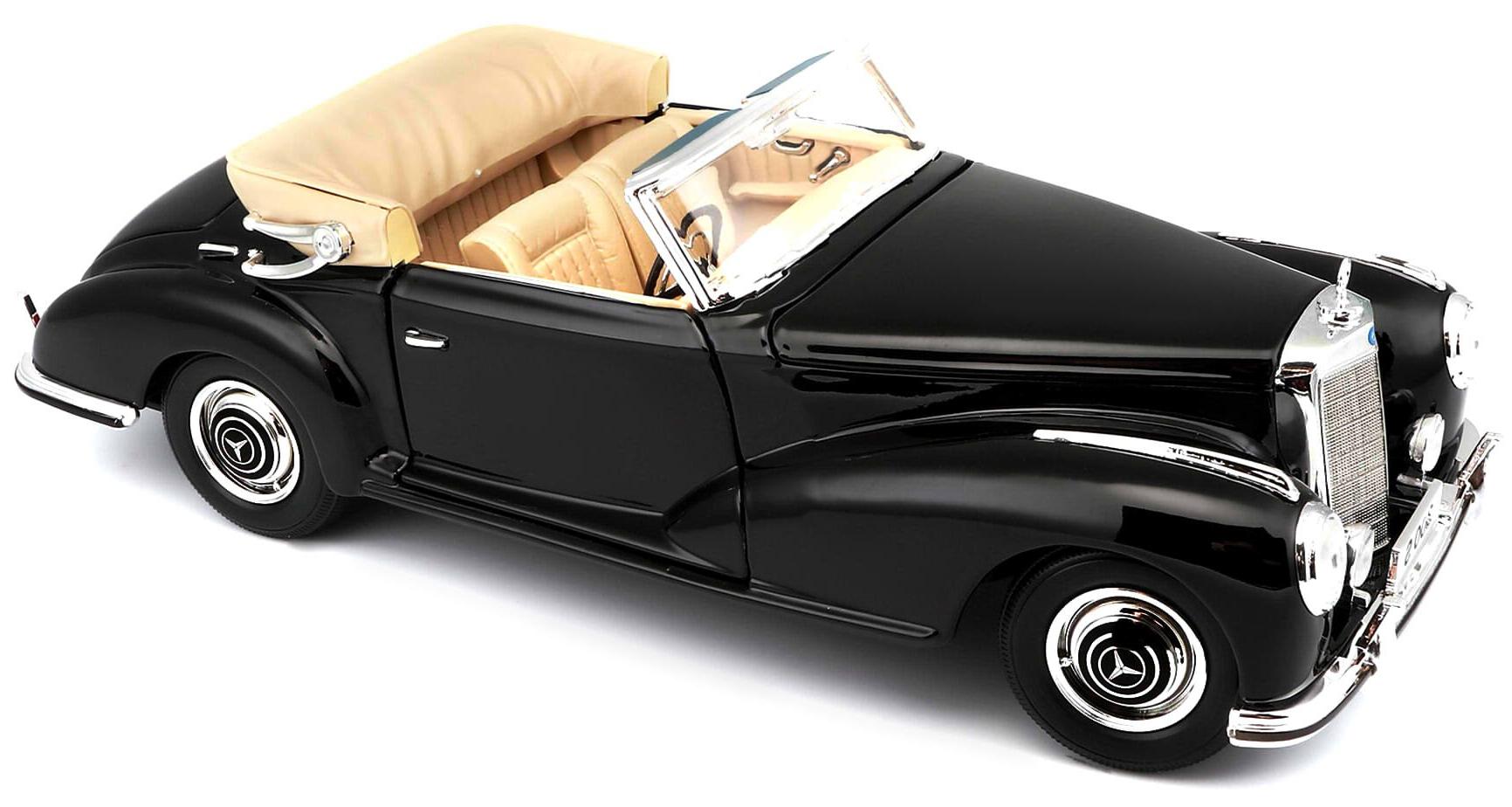 Машина Mercedes Benz 300 S Cabrio 1955 г., 1:18, черная, 31806 / Maisto