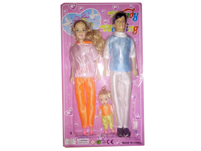 Игровой набор из 3-х кукол «Семья: папа, мама, дочка» 88026 / Микс