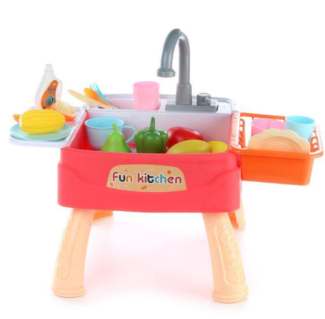Игровой набор Fun Kitchen «Мойка с посудой и 28 аксессуаров»