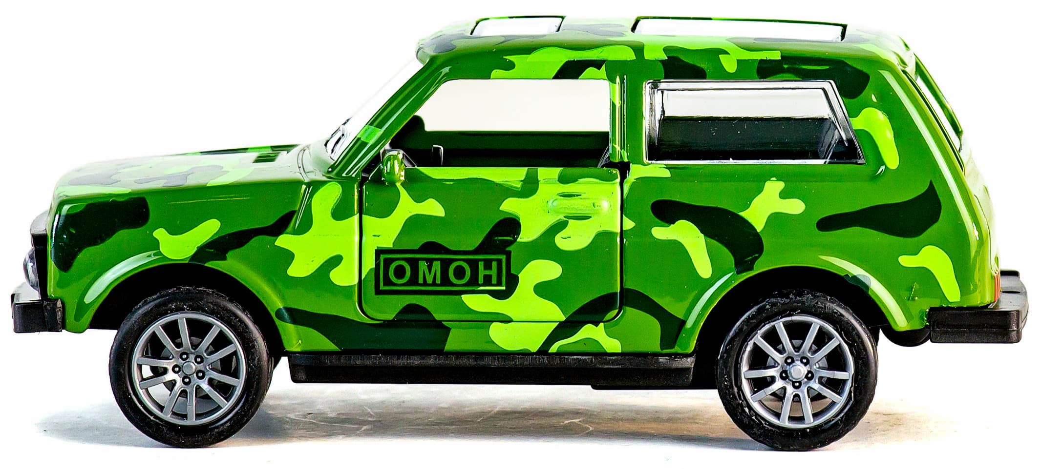Металлическая машинка 1:32 «Нива. ОМОН» 835-B2B, 11 см., свет, звук, двери открываются / Микс