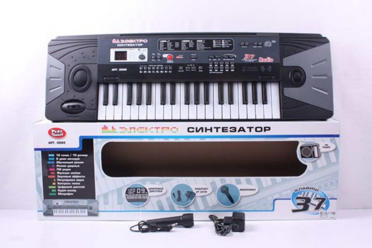 Детский музыкальный инструмент Play Smart «‎Синтезатор» с микрофоном, FM радио, 37 клавиш / 0889