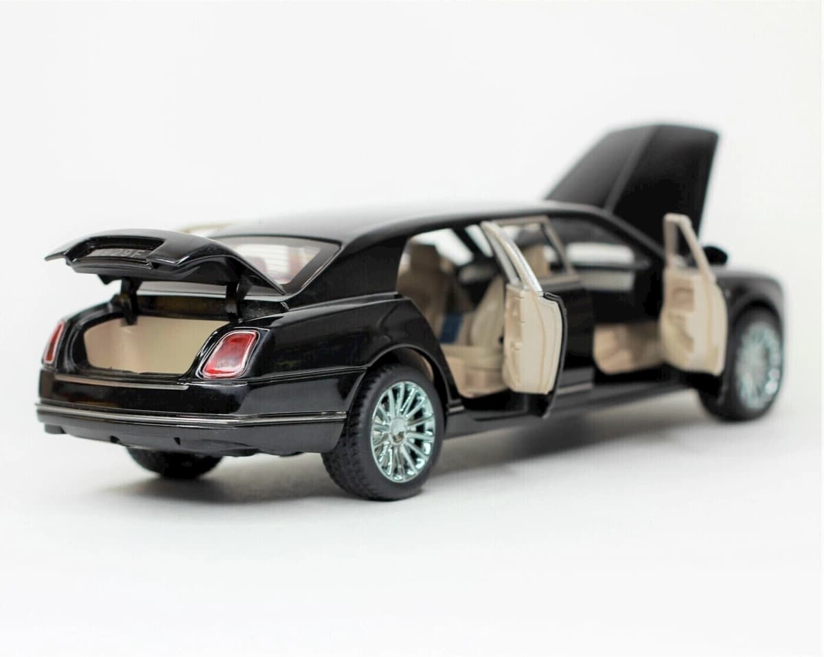 Машинка металлическая XLG 1:24 «Bentley Mulsanne Grand Limousine» M929F 20 см. инерционная, свет, звук в коробке / Микс