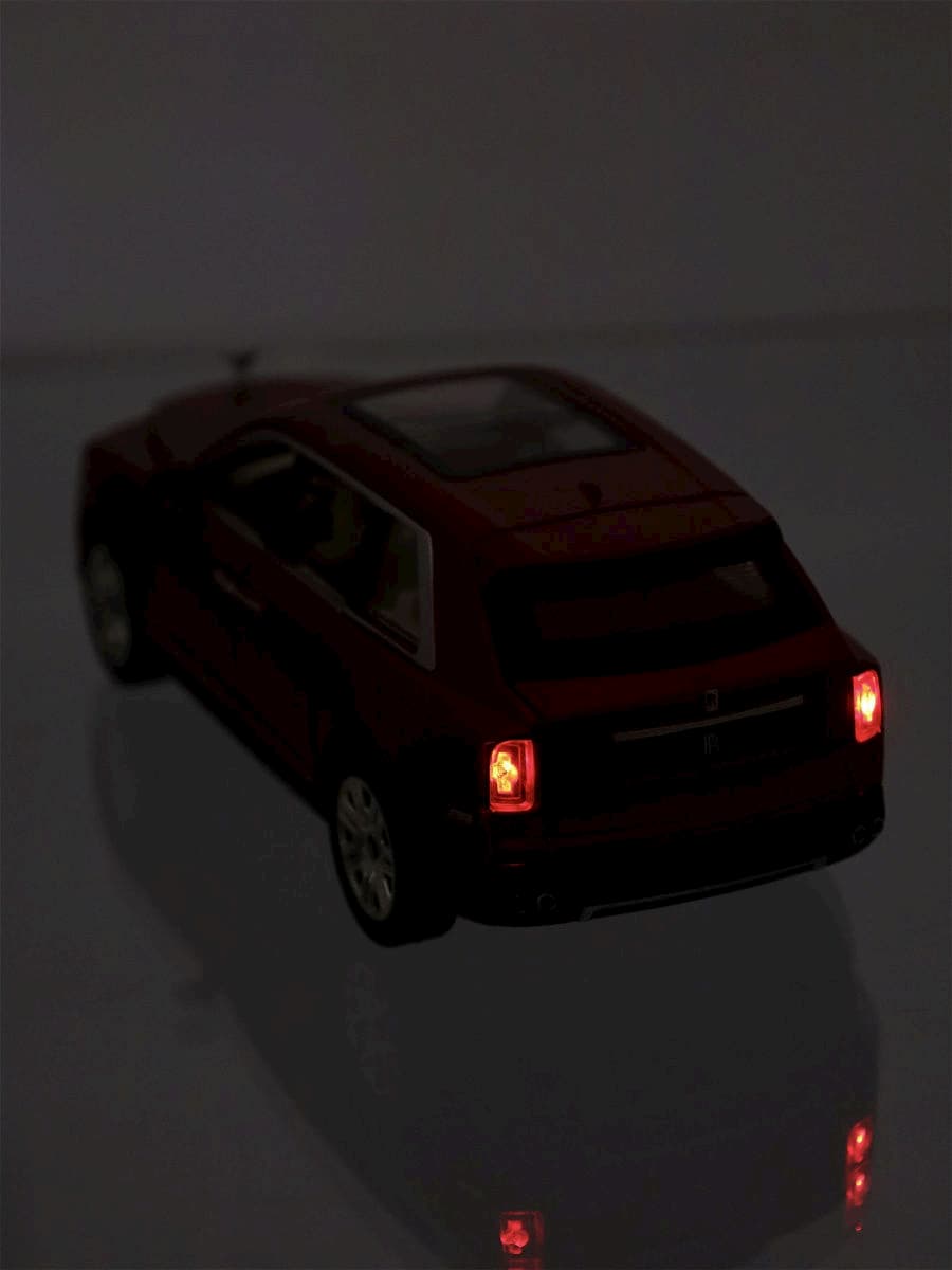 Металлическая машинка Newao Model 1:32 «Rolls-Royce Cullinan» 16 см. A3212 инерционная, свет, звук / Красный
