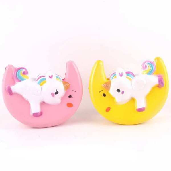 Игрушка-антистресс Junfa Мялка-сквиши Единорог на луне, 10см.