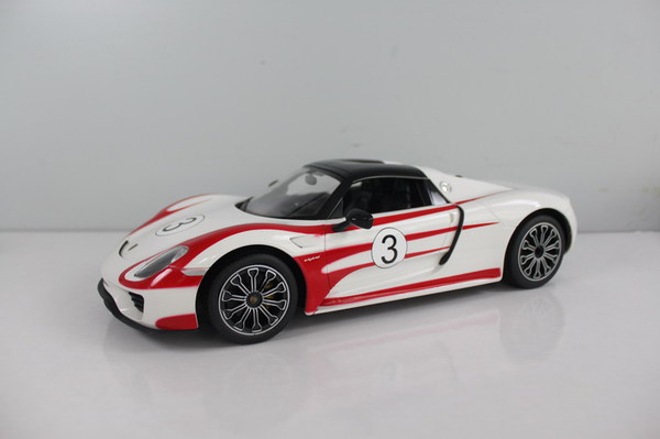 Машинка на радиоуправлении RASTAR PORSCHE 918 Spyder, белый 40MHZ 1:24