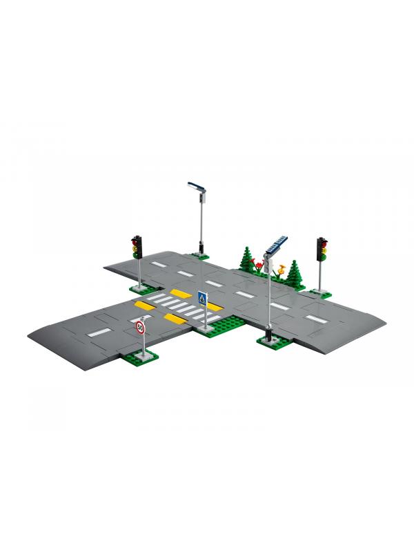 Конструктор LEGO City Town «Перекрёсток» 60304 / 112 деталей