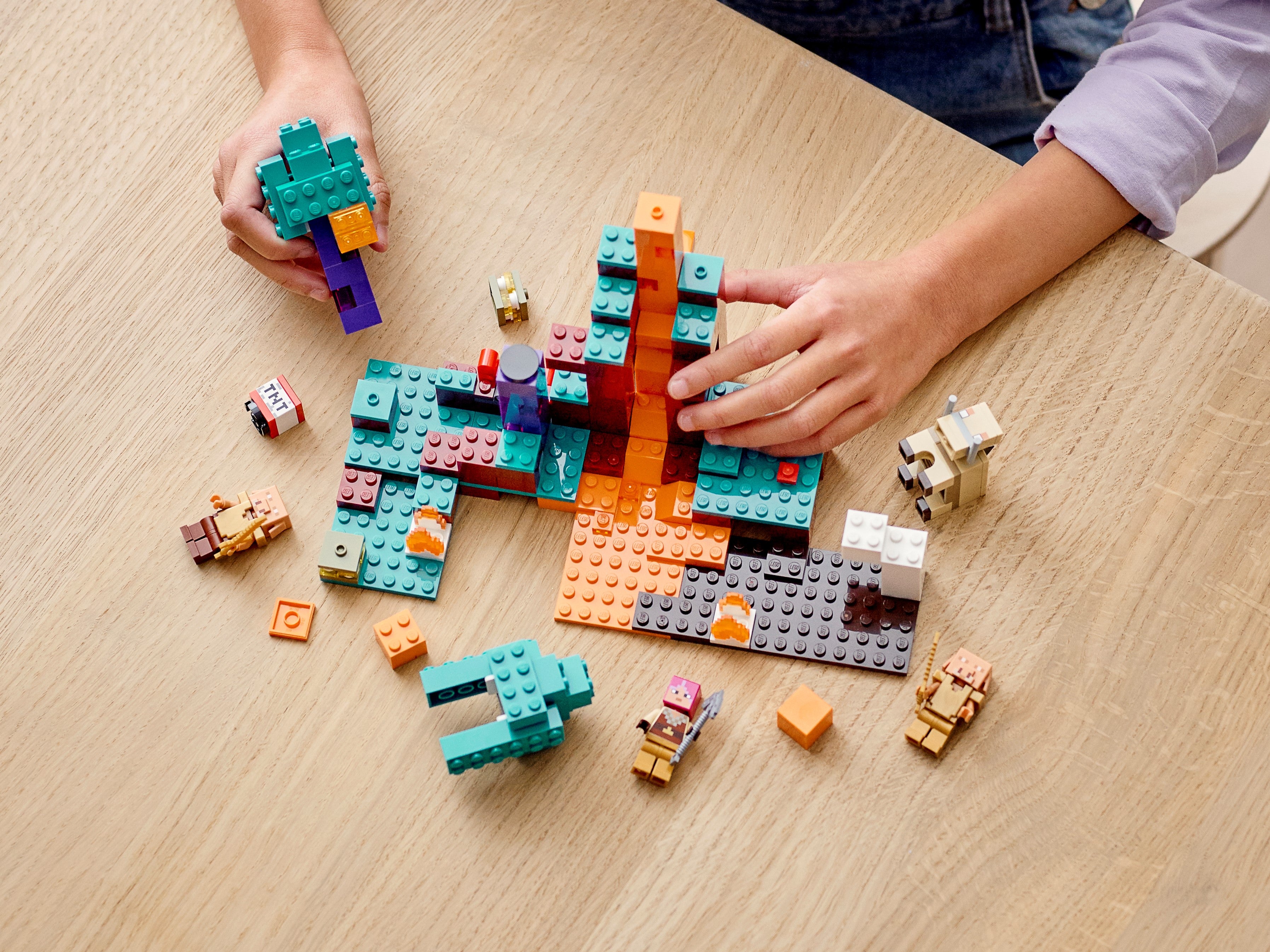 Конструктор LEGO Minecraft «Искаженный лес» 21168 / 287 деталей