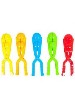 Форма для лепки снежков ABtoys Зимние забавы двойная, диаметр 5 см цвета: красный, синий, желтый, зеленый, оранжевый