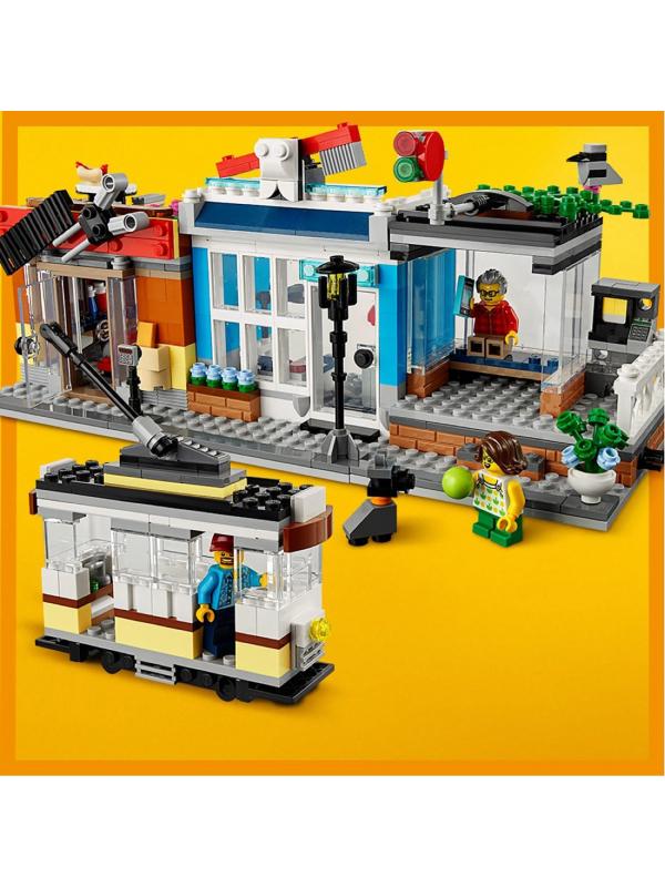 Lego creator 3 in 1 townhouse pet shop sale