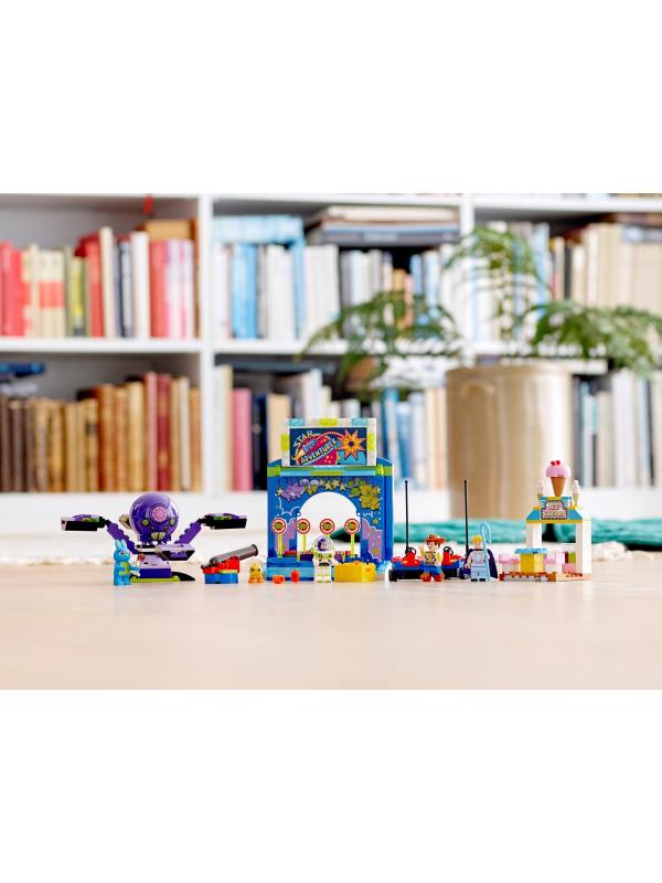 Конструктор LEGO Toy Story «Парк аттракционов Базза и Вуди» 10770 / 230 деталей