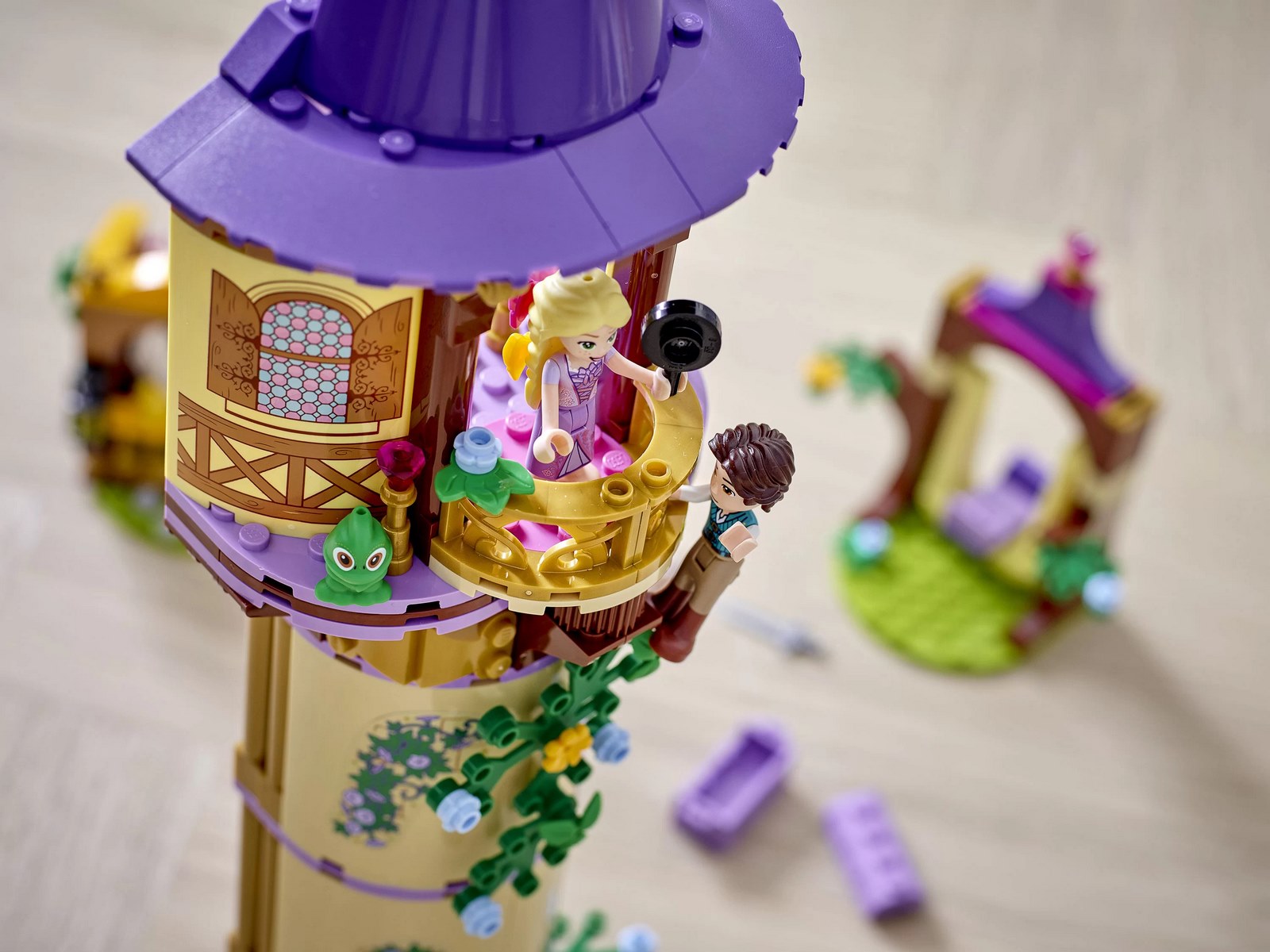 Конструктор LEGO Disney Princess «Башня Рапунцель» 43187 / 369 деталей