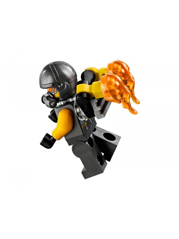 Конструктор LEGO Super Heroes «Мстители: Нападение на грузовик» 76143 / 477 деталей