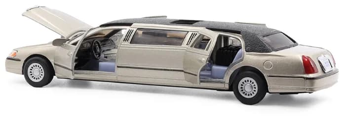 Металлическая машинка Kinsmart 1:38 «1999 Lincoln Town Car Stretch Limousine» KT7001DH / Микс