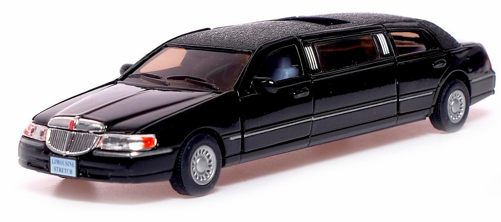 Металлическая машинка Kinsmart 1:38 «1999 Lincoln Town Car Stretch Limousine» KT7001WH в коробке / Микс