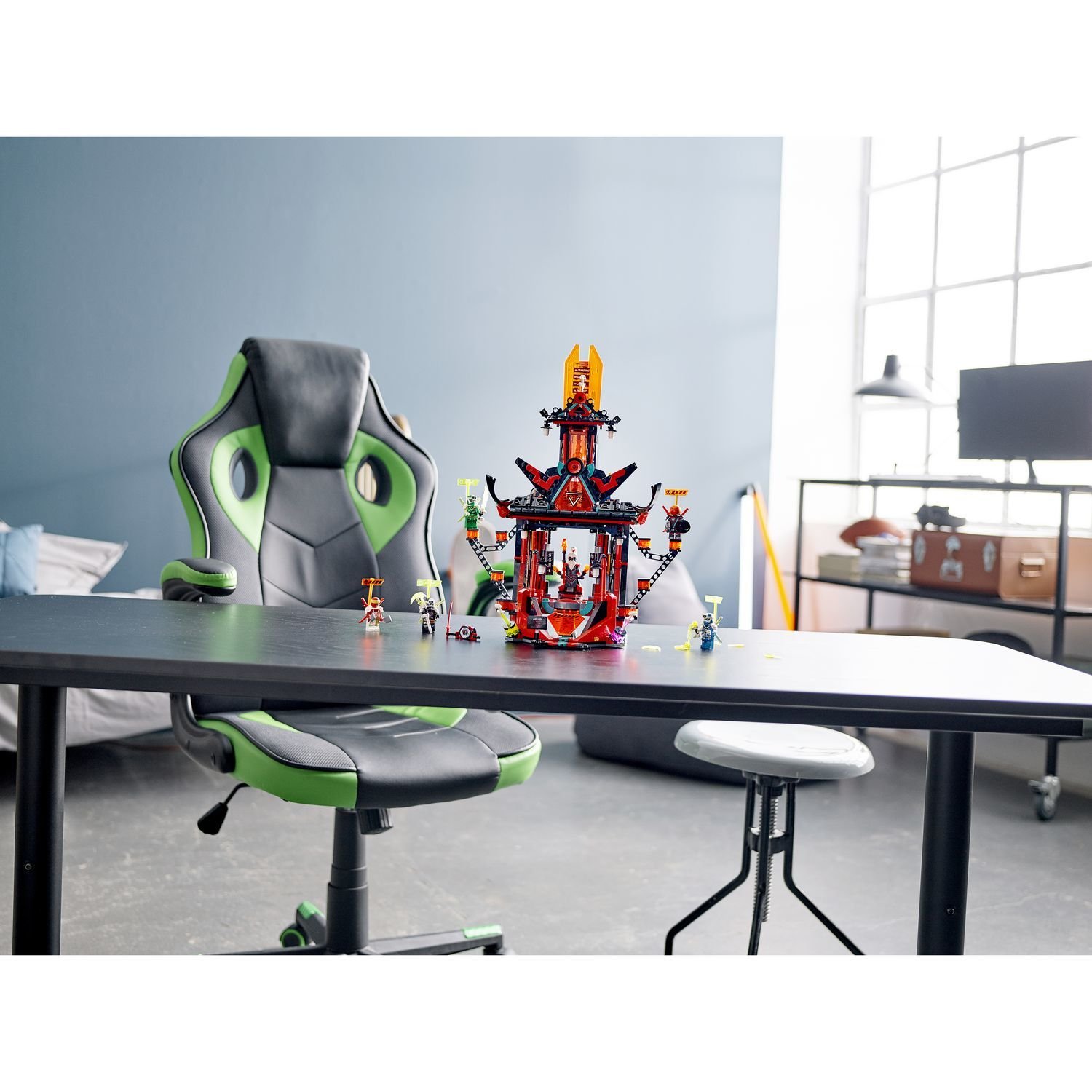 Конструктор Lari «Императорский храм Безумия» 11489 (НиндзяГо 71712) / 844 детали