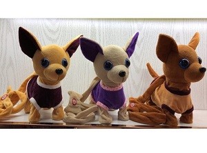 Собачка Чихуа- хуа  ходит, с русской озвучкой на поводке (детские песенки) 25см