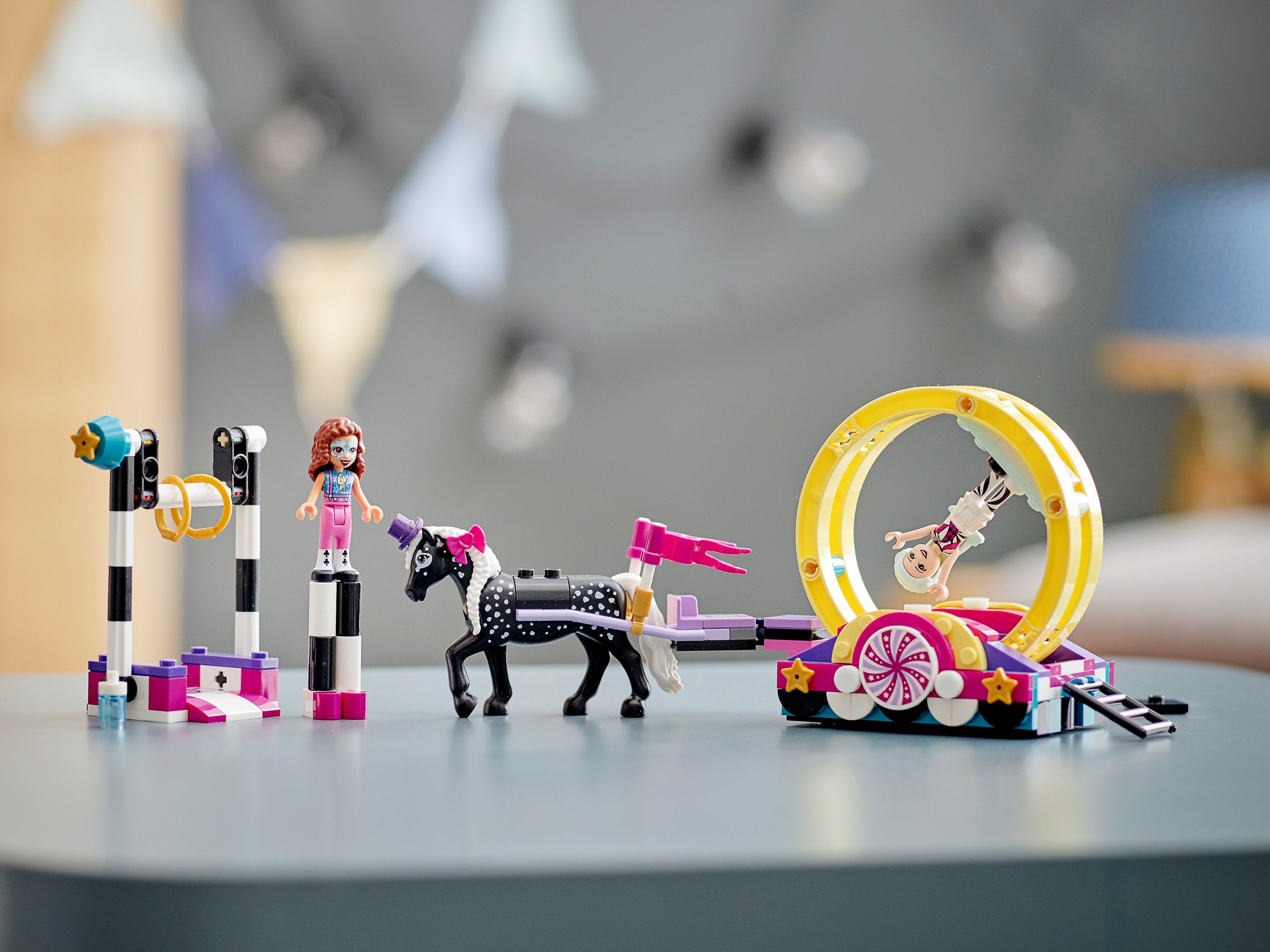 Конструктор LEGO Friends «Волшебная акробатика» 41686 / 223 детали