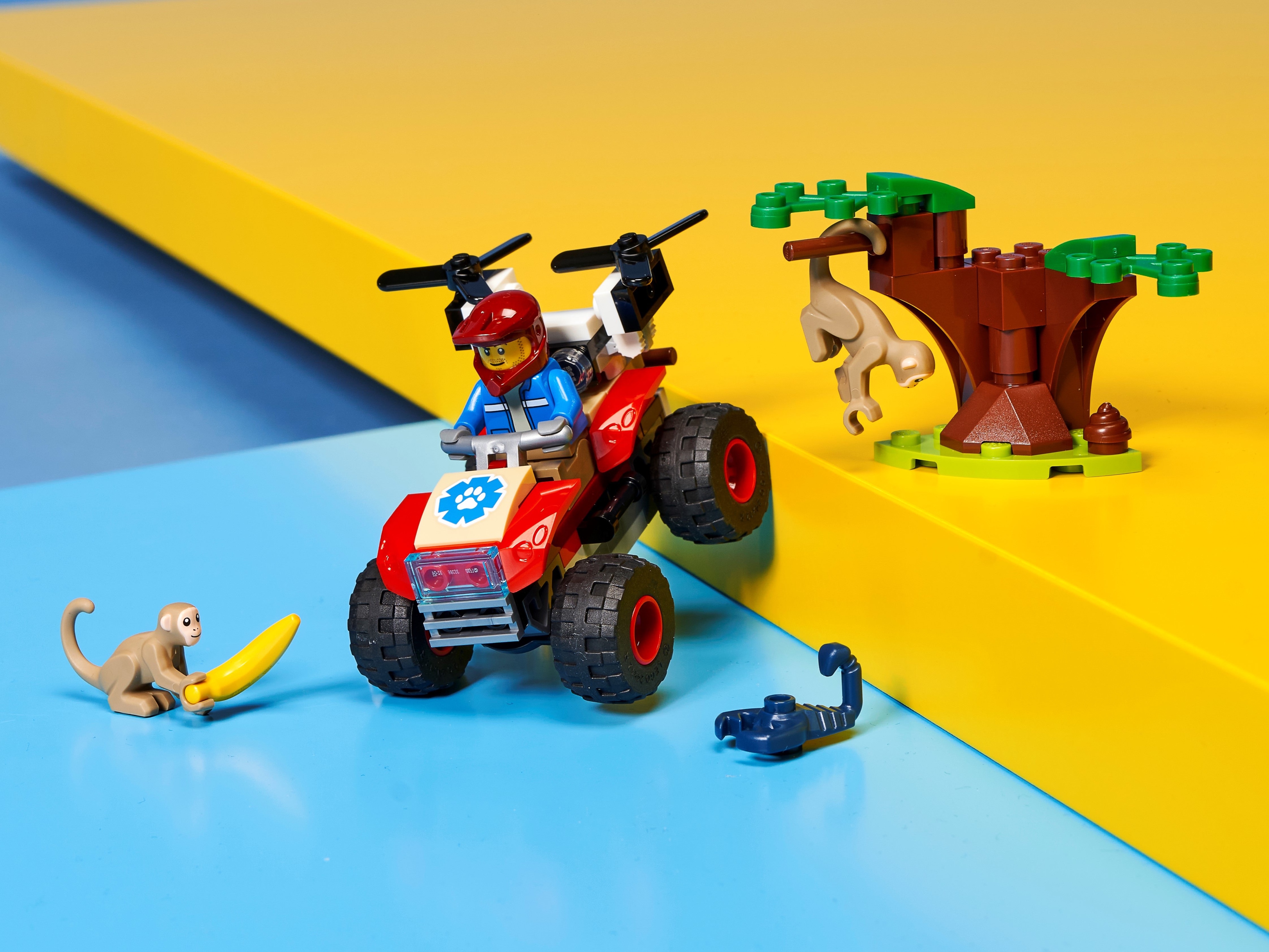 Конструктор LEGO City Wildlife «Спасательный вездеход для зверей» 60300 / 74 детали