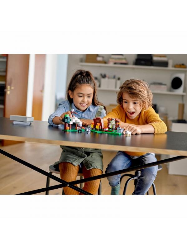 Конструктор KSZ My World «Аванпост разбойников» 1009 (Minecraft 21159) 303 детали