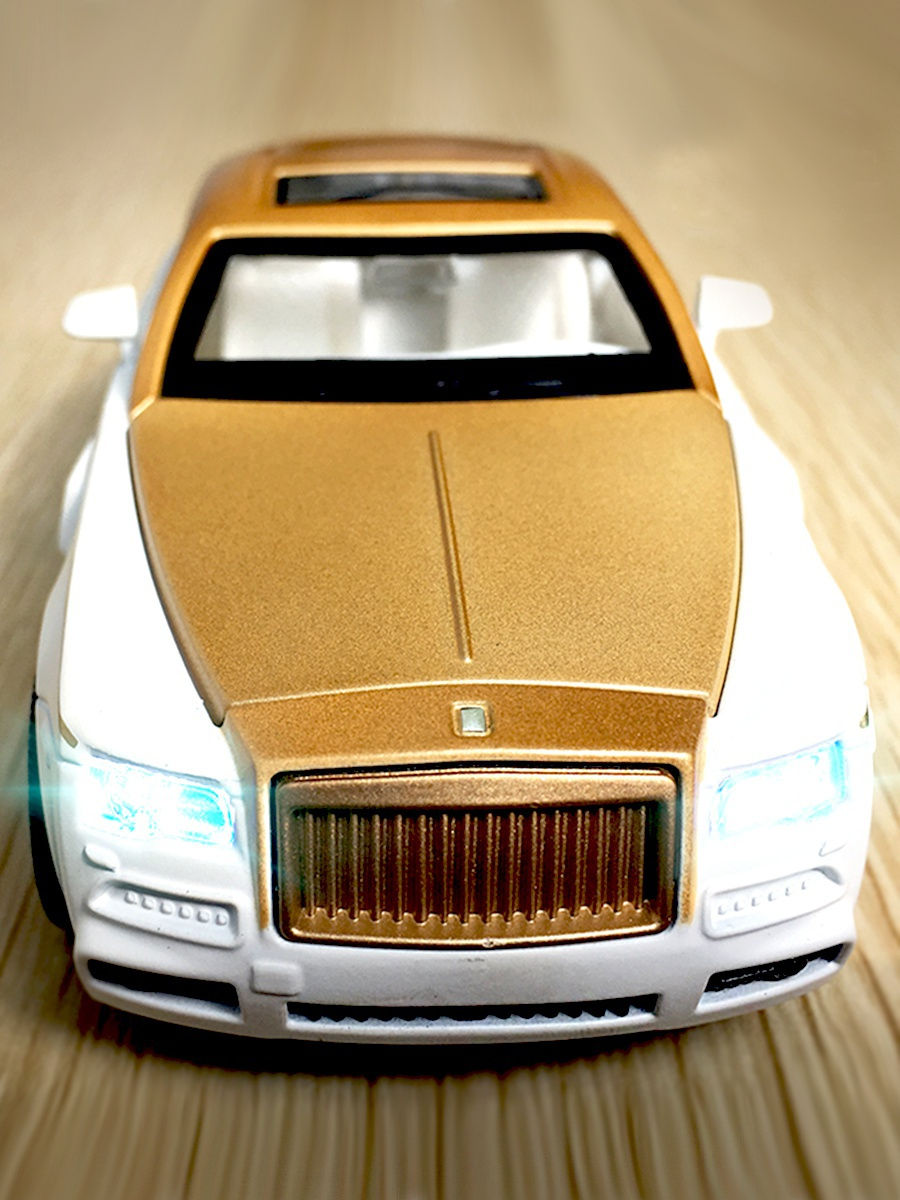 Металлическая машинка Double Horses 1:32 «Rolls-Royce Wraith» 32431 свет и звук, инерционная / Бело-Золотистый