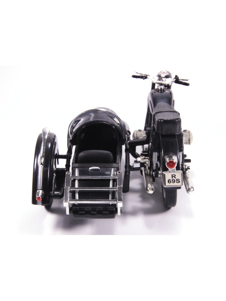 Металлический мотоцикл 15 см. «BMW R69S» А5581206В / Микс