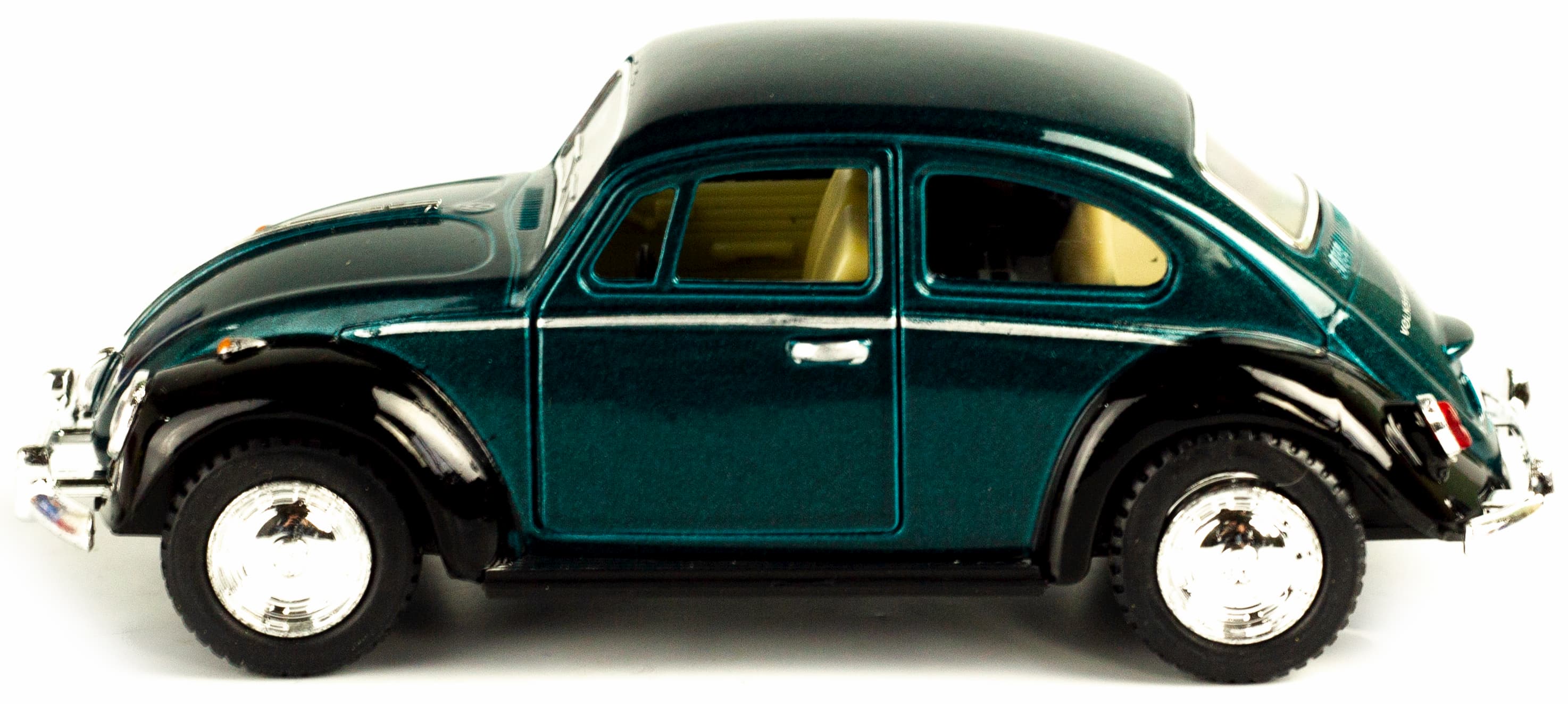 Металлическая машинка Kinsmart 1:32 «1967 Volkswagen Classical Beetle (Черное крыло)» KT5373DE инерционная / Зеленый