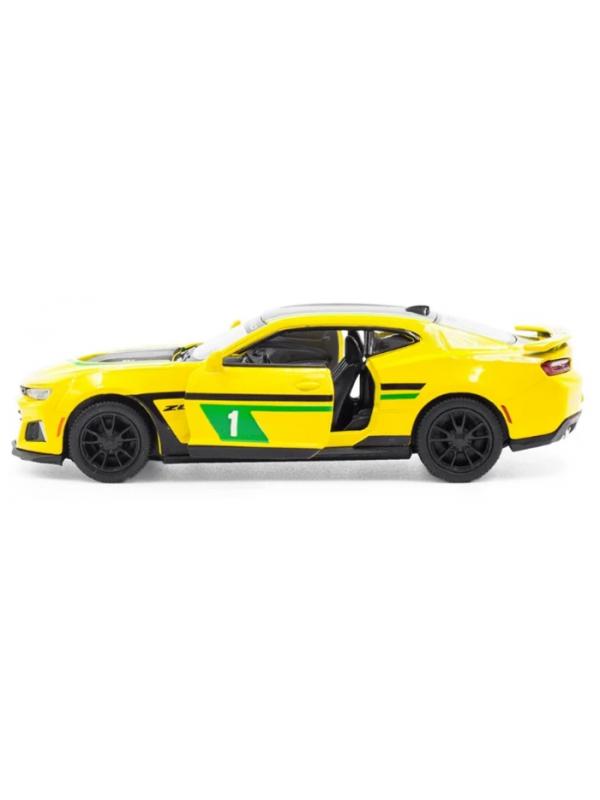 Машинка металлическая Kinsmart 1:38 «2017 Chevrolet Camaro ZL1 (Livery Edition)» KT5399DF инерционная / Желтый