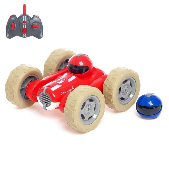 Радиоуправляемая машинка-перевертыш 1:24 со световыми и звуковыми эффектами М2210А / Микс