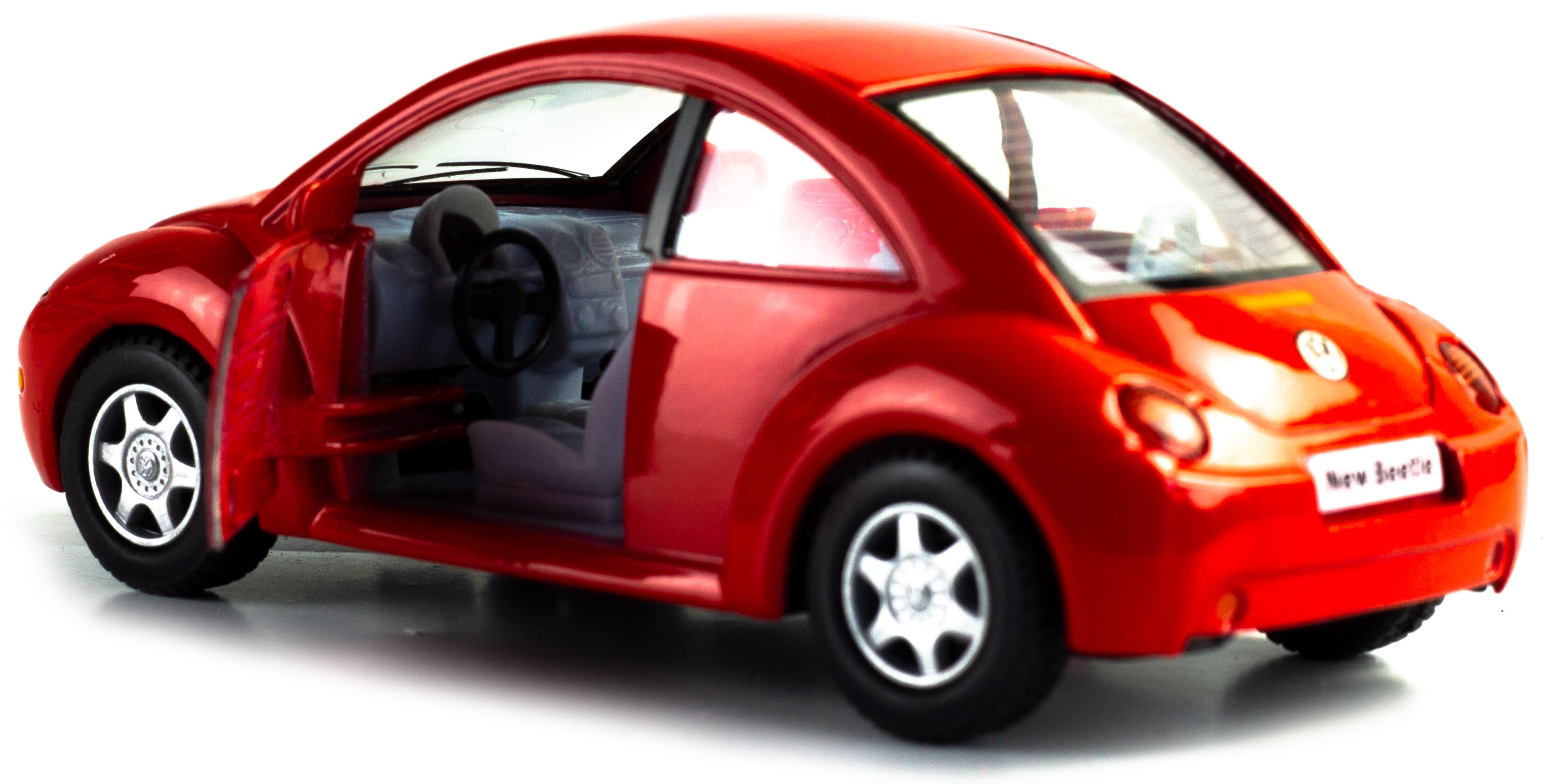 Металлическая машинка Kinsmart 1:32 «Volkswagen Beetle New» KT5028D, инерционная / Красный