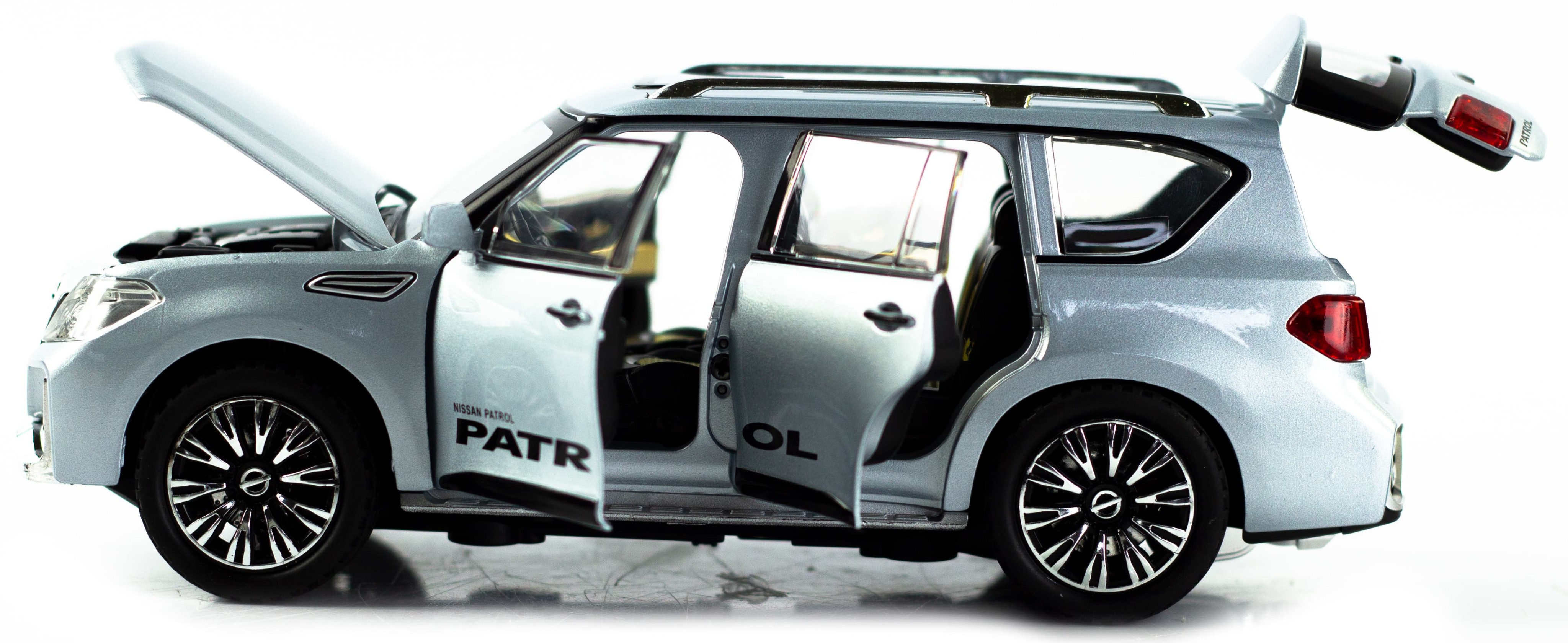 Металлическая машинка ChiMei Model 1:24 «Nissan Patrol» А328, 22 см., инерционная, свет, звук / Микс