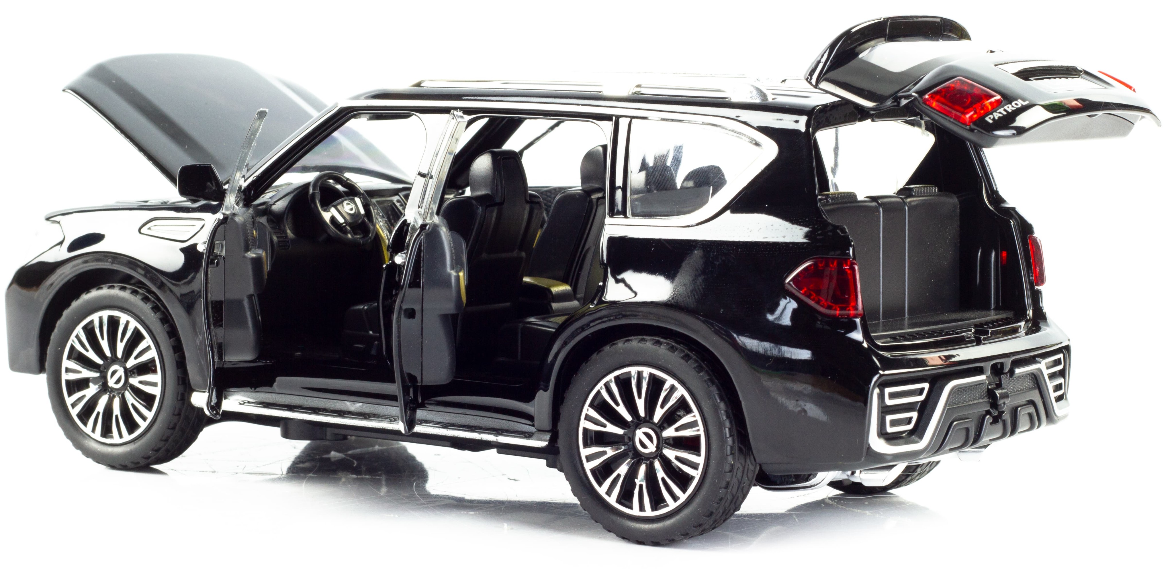 Металлическая машинка ChiMei Model 1:24 «Nissan Patrol» А328, 22 см., инерционная, свет, звук / Микс