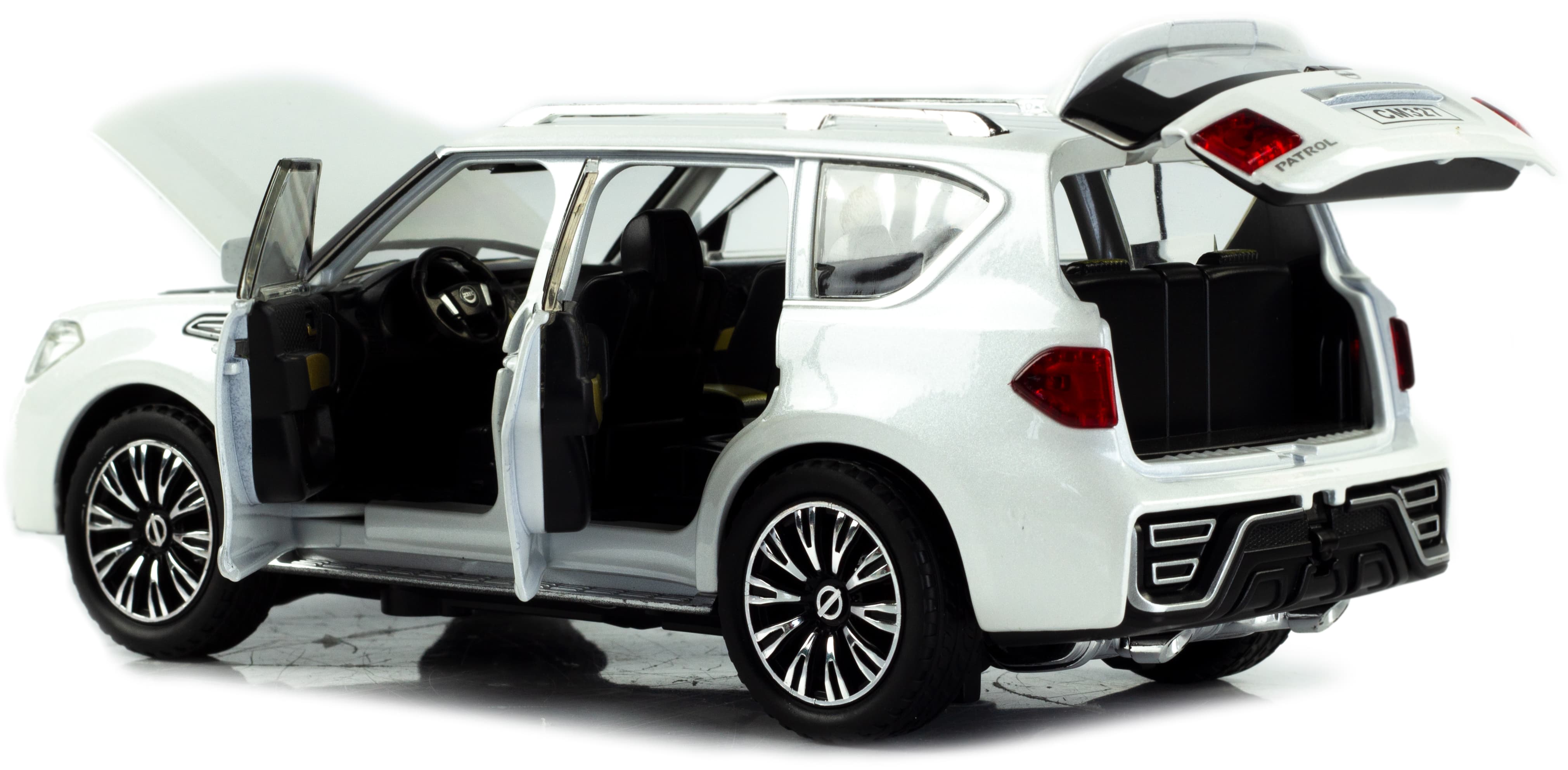 Металлическая машинка ChiMei Model 1:24 «Nissan Patrol» А328, 22 см., инерционная, свет, звук / Микс