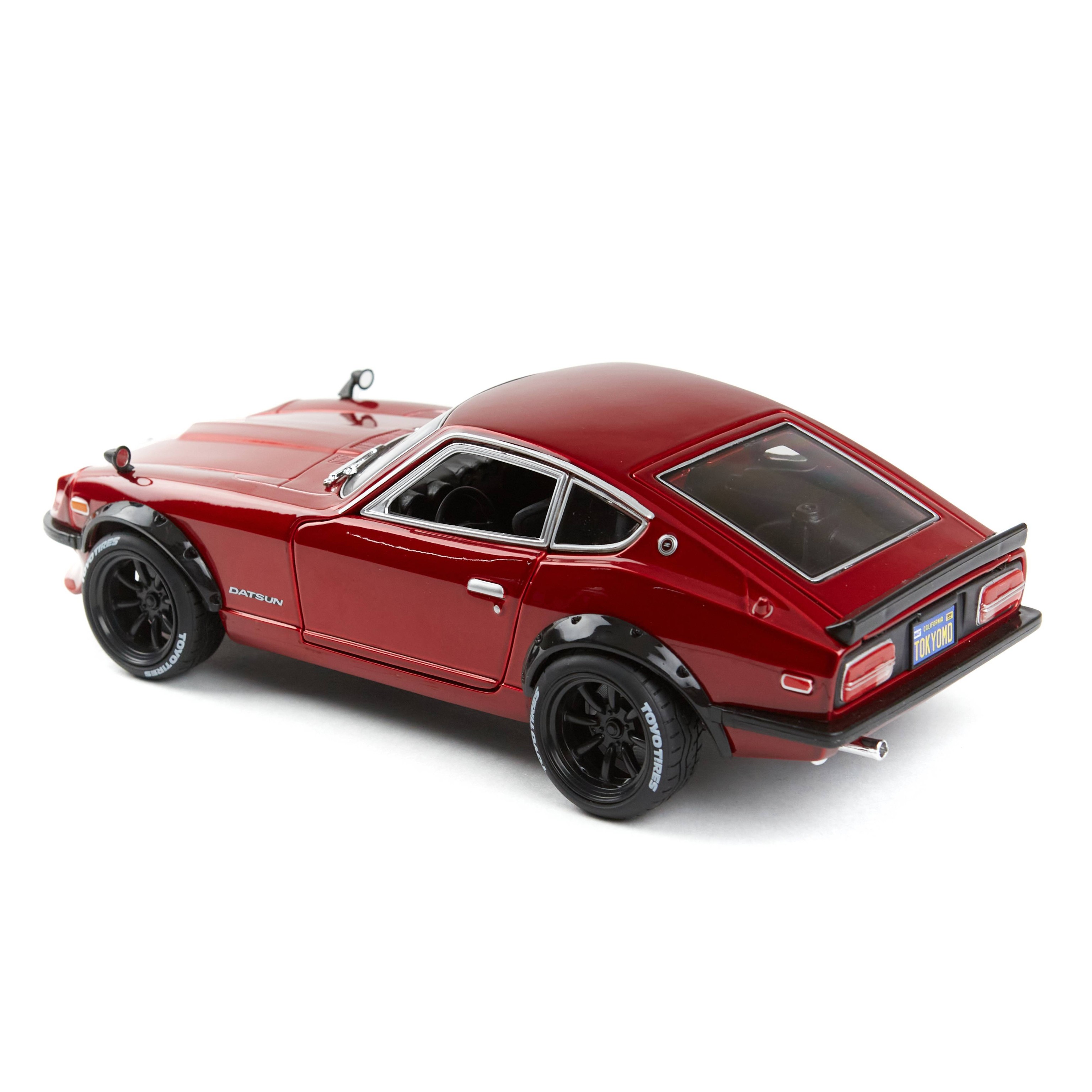 Коллекционная металлическая модель Maisto 1:18 Tokyo Modern «Datsun 240Z 1971» А32610 / Красный