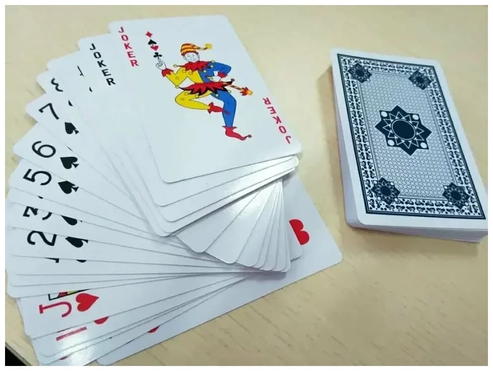 Игра на особых картах. Настольная игра "карточные фокусы" (0134r-11). Колода карт для фокусов. Фокусы с карточками. Пластиковые карты для фокусов.