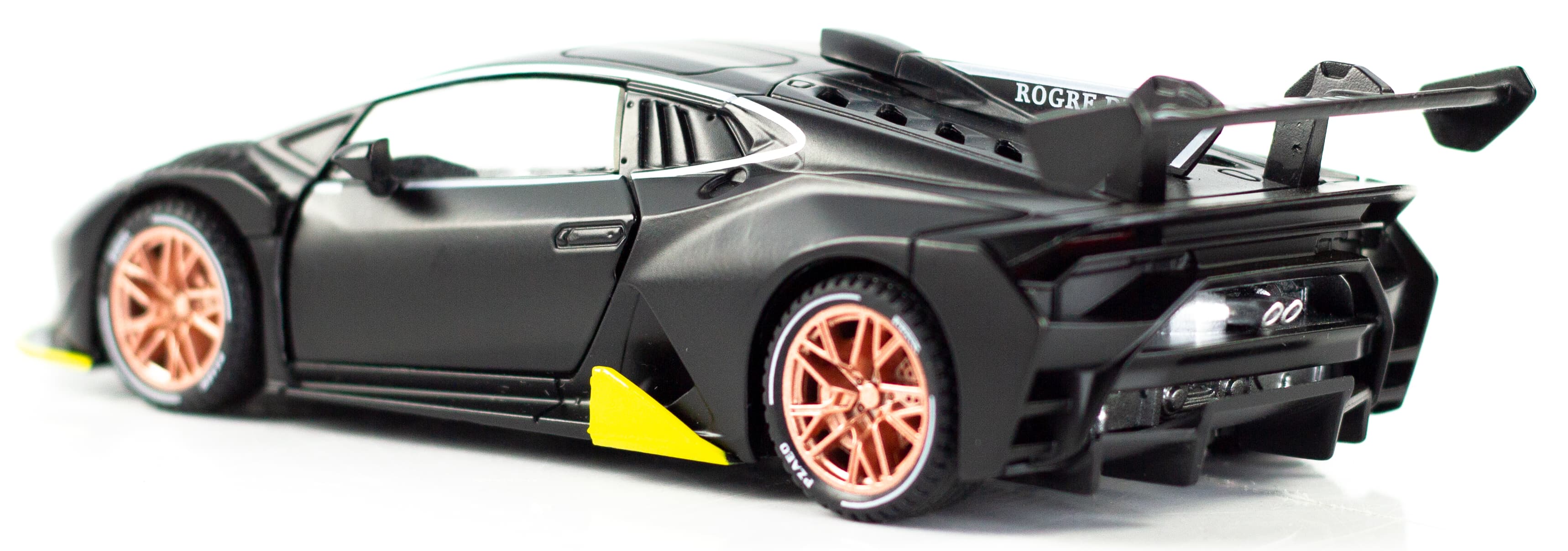 Металлическая машинка ChiMei Model 1:32 «Lamborghini Huracan ST EVO» CM322 инерционная, свет, звук / Черный