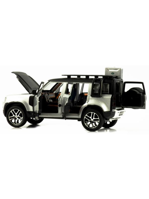 Металлическая машинка Che Zhi 1:24 «Land Rover Defender Wilderness» CZ132A, 21 см., инерционная, свет, звук / Серебристый