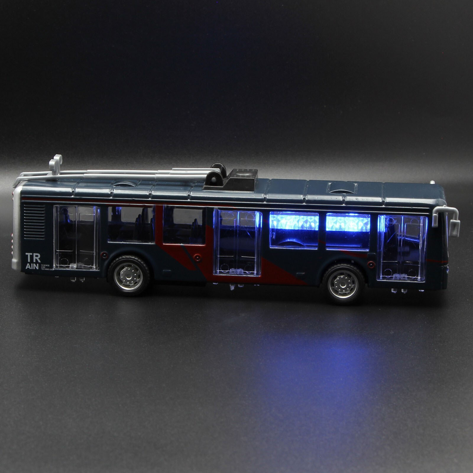 Металлический троллейбус Yeading 1:50 16.5 см. 6636А инерционный, свет, звук / Сине-красный