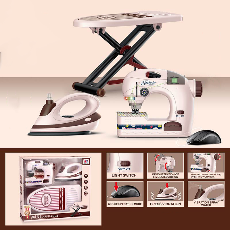 Набор игрушечной бытовой техники «Швейная машина, утюг, гладильная доска» со световыми эффектами 6760A