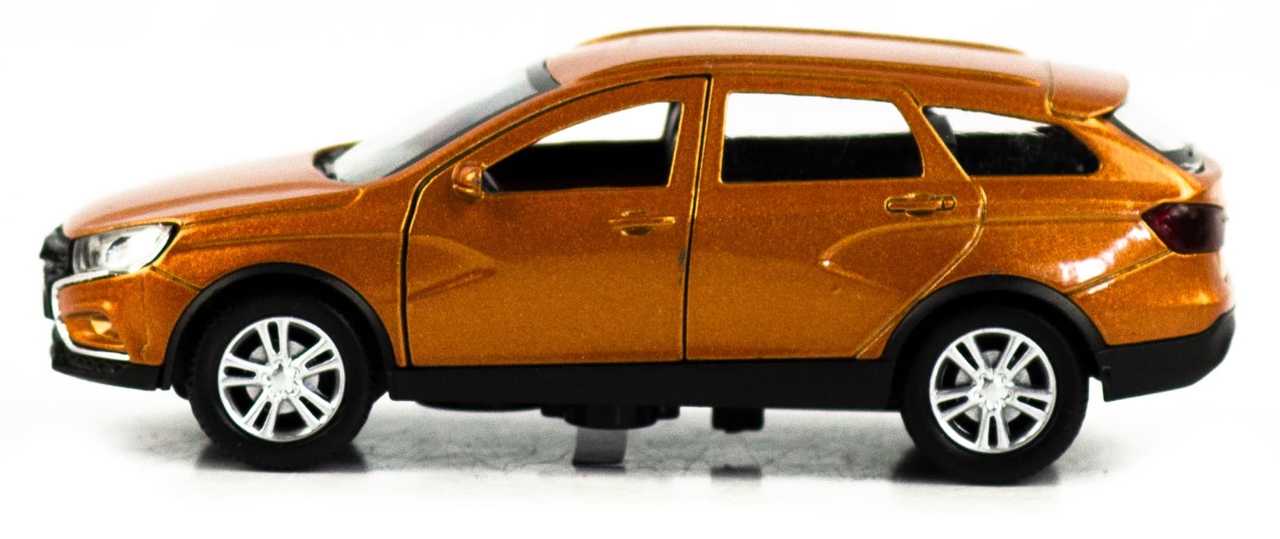 Машинка металлическая 1:32 «Vesta» А183-184-12Д, инерционная, свет, звук / Оранжевый
