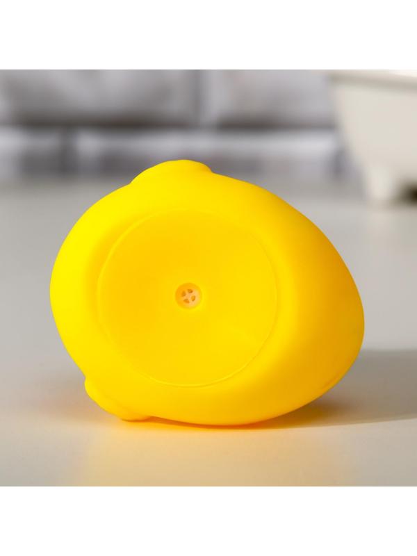 Резиновая игрушка-пищалка для ванны «Уточка и 6 утятат» 10 см. / AY005G