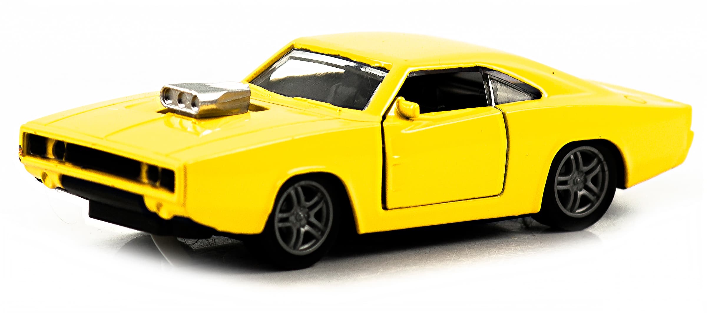 Металлическая машинка 1:32 «Dodge Charger 1970» MQ304-3A, 11,5 см., инерционная, свет и звук / Желтый