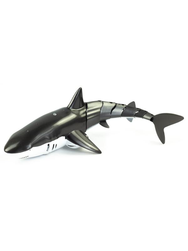 Радиоуправляемая акула 38 см, подвижные элементы, плавает, фонтан / 606-24
