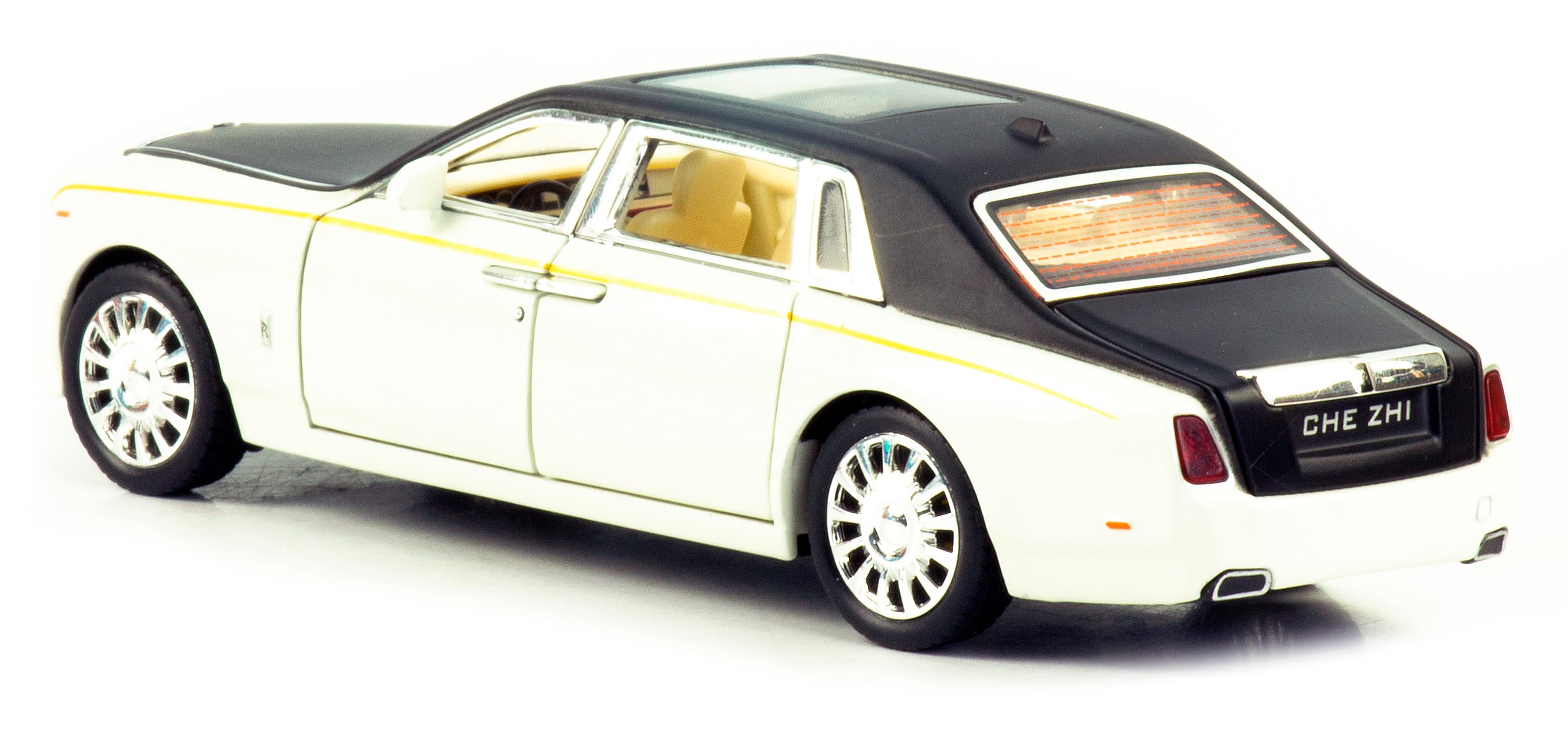 Металлическая машинка Che Zhi 1:32 «Rolls-Royce Phantom» CZ42A, 17 см., инерционная, свет, звук / Белый