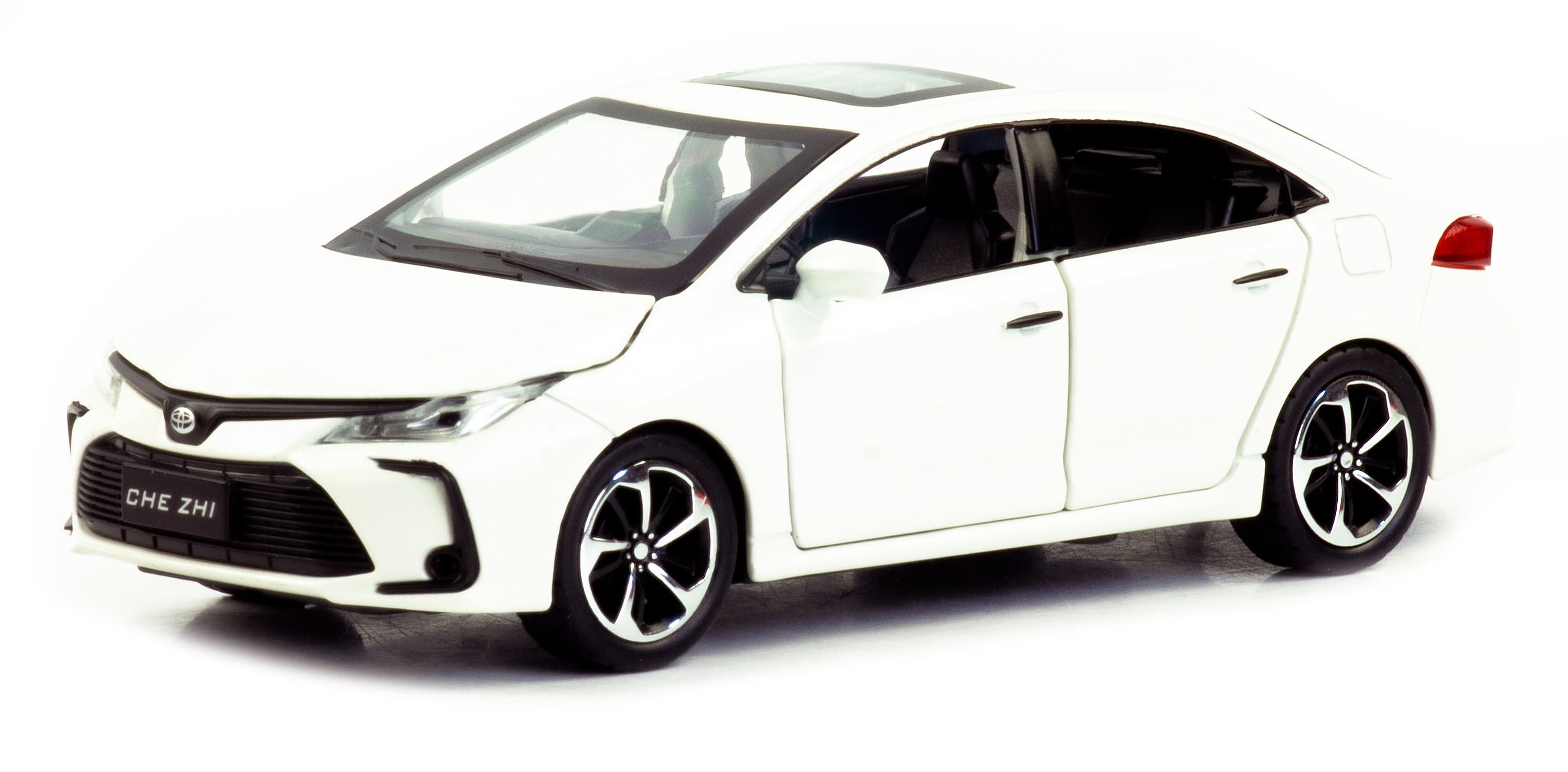 Металлическая машинка Che Zhi 1:32 «Toyota Corolla» CZ40A 15.2 см. инерционная, свет, звук / Микс