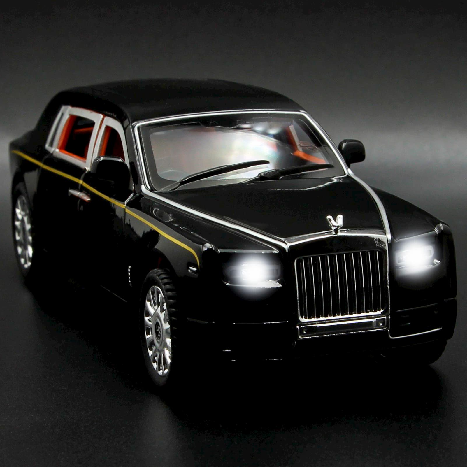 Металлическая машинка 1:32 «Rolls-Royce Phantom» М923B инерционная, свет, звук / Черный